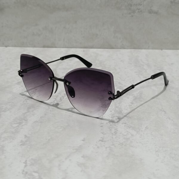 🕶️ Elegant Butterfly Rimless Sunglasses – Gradient Purple - Image 4